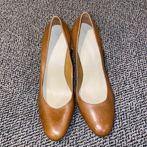 Anne Klein Women's Brown Pumps